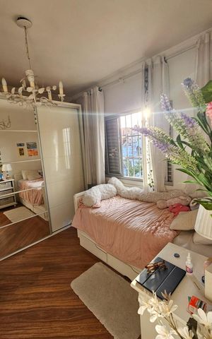 Casa à venda com 195m², 4 quartos e 4 vagas