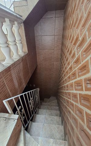 Casa à venda com 195m², 4 quartos e 4 vagas