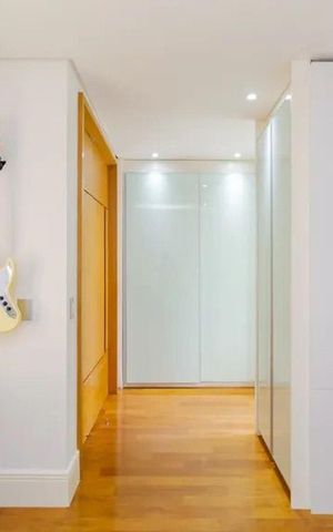 Casa à venda com 397m², 3 quartos e 6 vagas Casa à venda com 397m², 3 quartos e 6 vagasQuarto