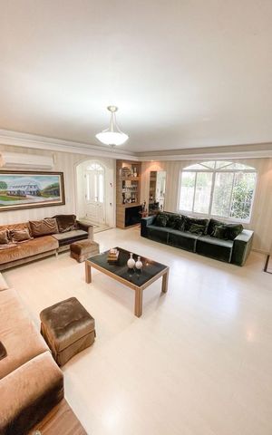 Casa para alugar com 420m², 5 quartos e 8 vagas