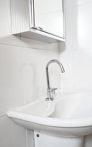 Apartamento à venda com 53m², 2 quartos e 1 vaga Apartamento à venda com 53m², 2 quartos e 1 vagaBanheiro Social