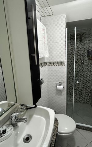 Casa à venda com 124m², 2 quartos e 1 vagaBanheiro 3
