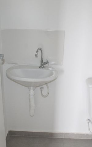 Apartamento para alugar com 60m², 2 quartos e 1 vaga Apartamento para alugar com 60m², 2 quartos e 1 vagaBanheiro Social