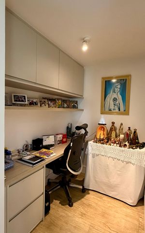 Apartamento à venda com 231m², 3 quartos e 3 vagas Apartamento à venda com 231m², 3 quartos e 3 vagasEscritório