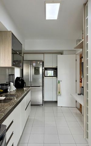 Apartamento à venda com 231m², 3 quartos e 3 vagas Apartamento à venda com 231m², 3 quartos e 3 vagasCozinha 5