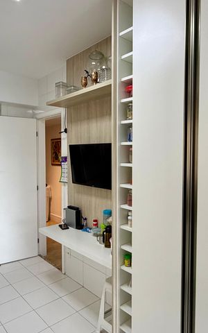 Apartamento à venda com 231m², 3 quartos e 3 vagas Apartamento à venda com 231m², 3 quartos e 3 vagasCozinha 4