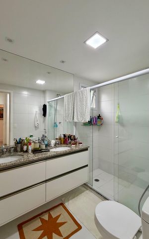 Apartamento à venda com 231m², 3 quartos e 3 vagas Apartamento à venda com 231m², 3 quartos e 3 vagasBanheiro 1