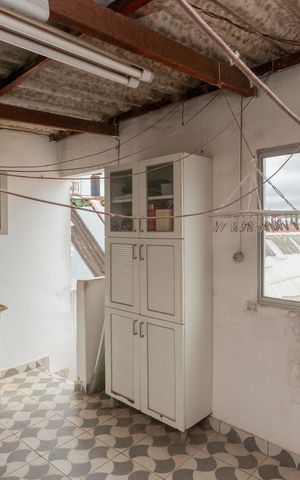 Casa à venda com 160m², 3 quartos e 2 vagasÁrea de Serviço
