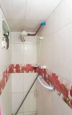 Casa à venda com 160m², 3 quartos e 2 vagasBanheiro da Suíte