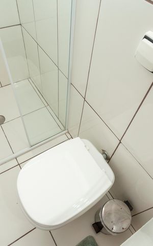 Casa à venda com 160m², 3 quartos e 2 vagasBanheiro da Suíte 2