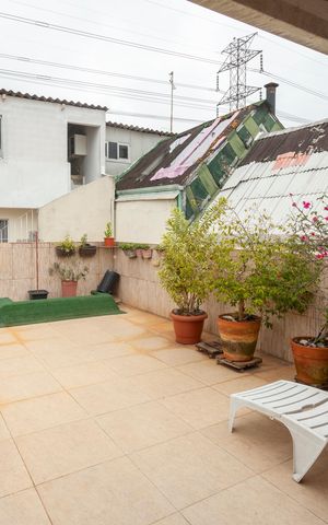 Casa à venda com 160m², 3 quartos e 2 vagasÁrea de Lazer