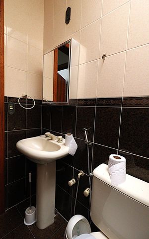 Casa à venda com 262m², 3 quartos e 6 vagasBanheiro Social