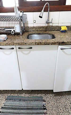 Casa à venda com 262m², 3 quartos e 6 vagasCozinha - Armários