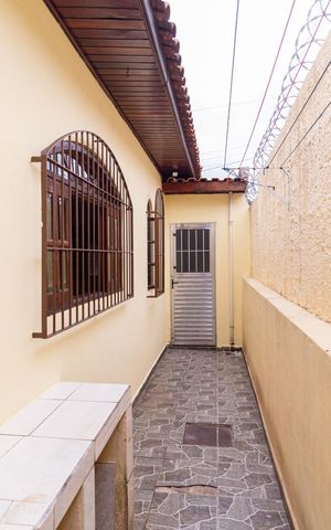 Casa para alugar com 125m², 3 quartos e 2 vagas Casa para alugar com 125m², 3 quartos e 2 vagasCorredor