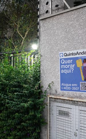Apartamento à venda com 55m², 2 quartos e 1 vagaFachada