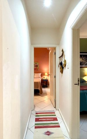 Apartamento à venda com 90m², 2 quartos e sem vagaCorredor de acesso aos quartos 