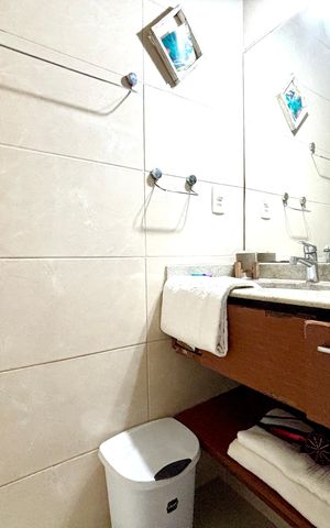 Apartamento à venda com 90m², 2 quartos e sem vagaBanheiro social 