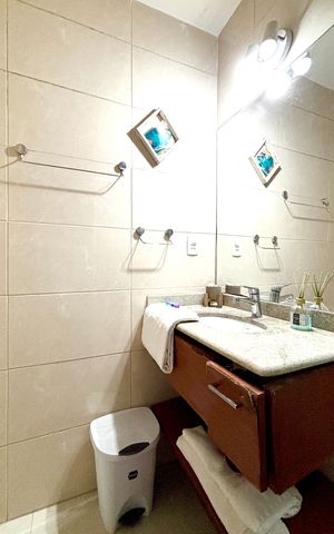 Apartamento à venda com 90m², 2 quartos e sem vagaBanheiro social 