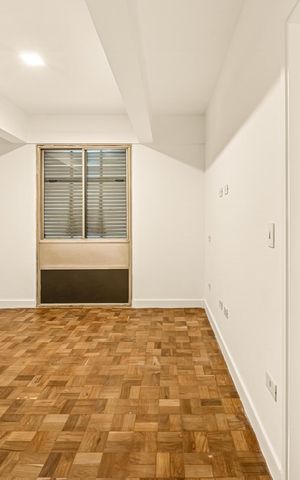 Apartamento à venda com 410m², 3 quartos e 2 vagas Apartamento à venda com 410m², 3 quartos e 2 vagasQuarto