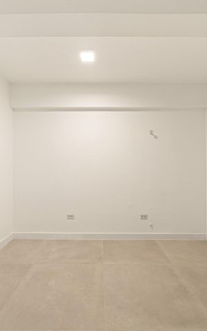 Apartamento à venda com 410m², 3 quartos e 2 vagas Apartamento à venda com 410m², 3 quartos e 2 vagasQuarto
