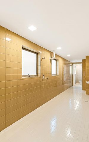 Apartamento à venda com 410m², 3 quartos e 2 vagas Apartamento à venda com 410m², 3 quartos e 2 vagasÁrea de serviço