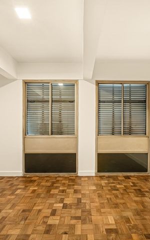 Apartamento à venda com 410m², 3 quartos e 2 vagas Apartamento à venda com 410m², 3 quartos e 2 vagasQuarto