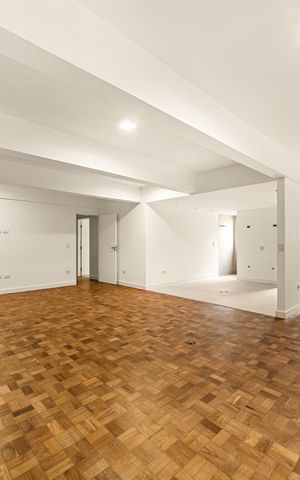 Apartamento à venda com 410m², 3 quartos e 2 vagas Apartamento à venda com 410m², 3 quartos e 2 vagasSala