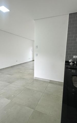 Casa à venda com 137m², 3 quartos e 2 vagas Casa à venda com 137m², 3 quartos e 2 vagasCozinha