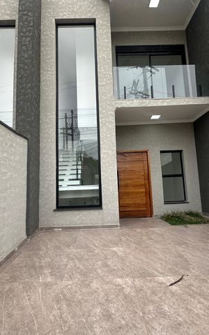 Casa à venda com 137m², 3 quartos e 2 vagas Casa à venda com 137m², 3 quartos e 2 vagasGaragem