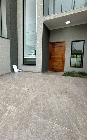 Casa à venda com 137m², 3 quartos e 2 vagas Casa à venda com 137m², 3 quartos e 2 vagasGaragem