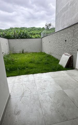 Casa à venda com 137m², 3 quartos e 2 vagas Casa à venda com 137m², 3 quartos e 2 vagasQuintal