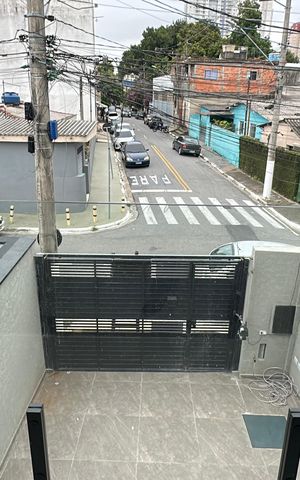 Casa à venda com 137m², 3 quartos e 2 vagas Casa à venda com 137m², 3 quartos e 2 vagasVista da Sacada