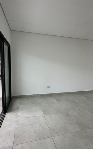 Casa à venda com 137m², 3 quartos e 2 vagas Casa à venda com 137m², 3 quartos e 2 vagasCozinha