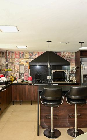 Casa à venda com 450m², 4 quartos e 4 vagasCozinha