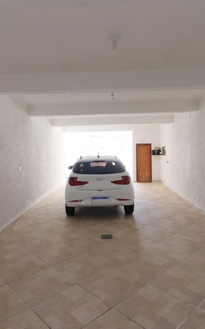 Casa à venda com 180m², 2 quartos e 5 vagasGaragem