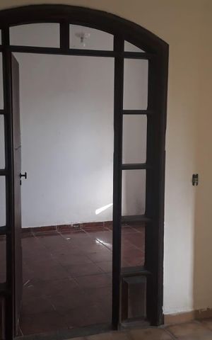 Casa para alugar com 300m², 2 quartos e 2 vagas