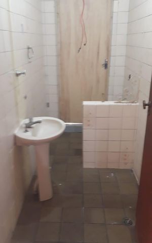 Casa para alugar com 300m², 2 quartos e 2 vagas