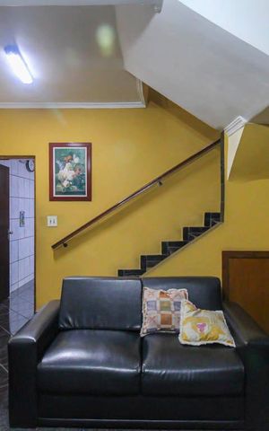 Casa à venda com 113m², 2 quartos e 1 vaga Casa à venda com 113m², 2 quartos e 1 vagaSala