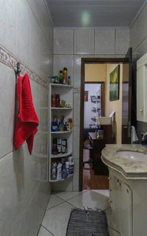 Casa à venda com 113m², 2 quartos e 1 vaga Casa à venda com 113m², 2 quartos e 1 vagaBanheiro