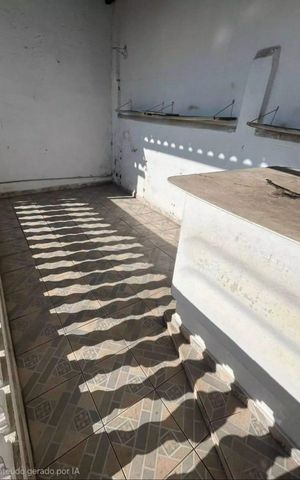 Casa à venda com 150m², 1 quarto e 2 vagas Casa à venda com 150m², 1 quarto e 2 vagasVarada
