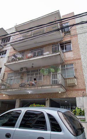 Apartamento à venda com 69m², 2 quartos e 1 vaga Apartamento à venda com 69m², 2 quartos e 1 vagaFachada