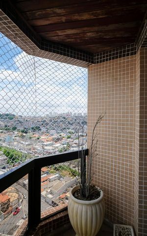 Apartamento para alugar com 196m², 4 quartos e 4 vagasVaranda da suíte 2