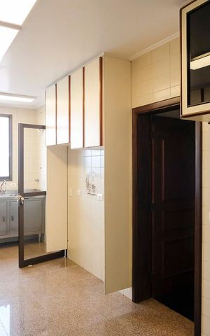 Apartamento para alugar com 196m², 4 quartos e 4 vagasCozinha