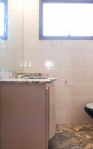 Apartamento para alugar com 196m², 4 quartos e 4 vagasBanheiro da suíte 2