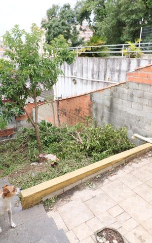 Casa à venda com 211m², 4 quartos e 2 vagasQuintal