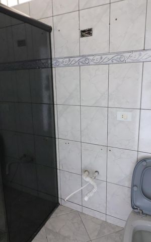 Casa à venda com 211m², 4 quartos e 2 vagasBanheiro 3