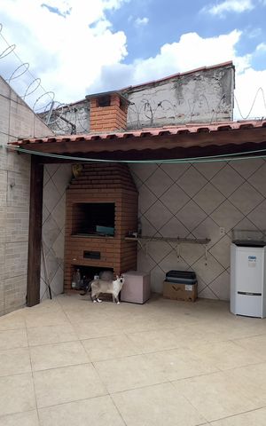 Casa à venda com 150m², 3 quartos e 2 vagas Casa à venda com 150m², 3 quartos e 2 vagasÁrea de Serviço
