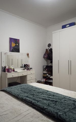 Casa à venda com 150m², 3 quartos e 2 vagas Casa à venda com 150m², 3 quartos e 2 vagasQuarto 3