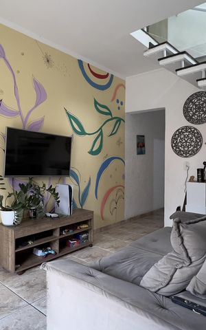 Casa à venda com 150m², 3 quartos e 2 vagas Casa à venda com 150m², 3 quartos e 2 vagasSala 1