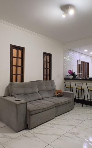 Casa à venda com 150m², 3 quartos e 2 vagas Casa à venda com 150m², 3 quartos e 2 vagasSala 2